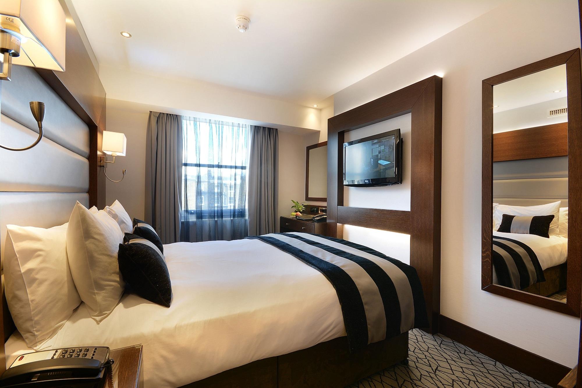 Park Grand London Lancaster Gate Hotel Екстериор снимка A bedroom at the hotel