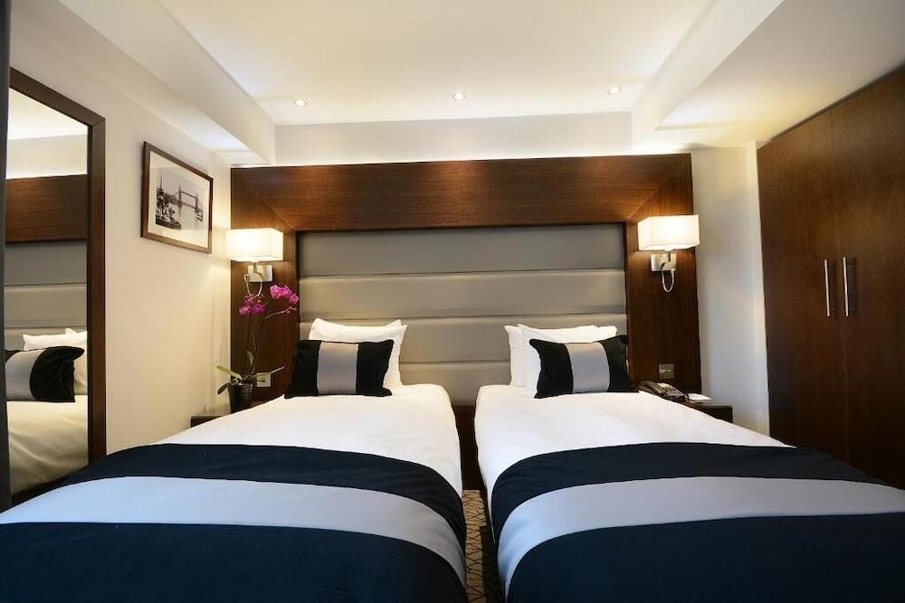 Park Grand London Lancaster Gate Hotel Екстериор снимка A room at the hotel