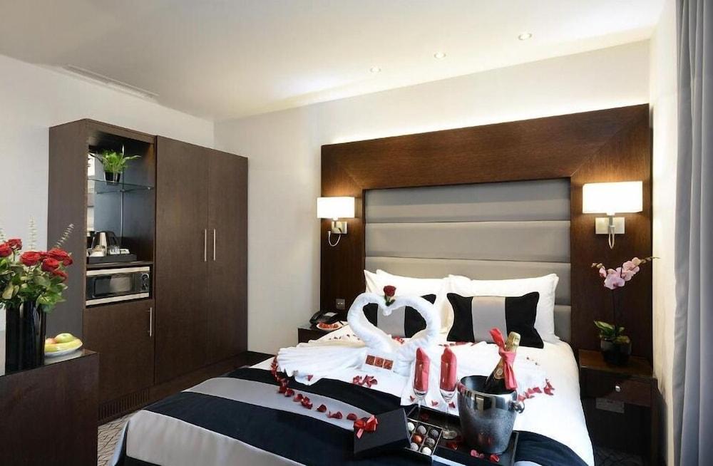 Park Grand London Lancaster Gate Hotel Екстериор снимка A bedroom at the hotel